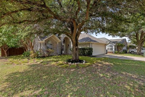 2301 Brookview Drive, McKinney, TX 75072 — photo 2