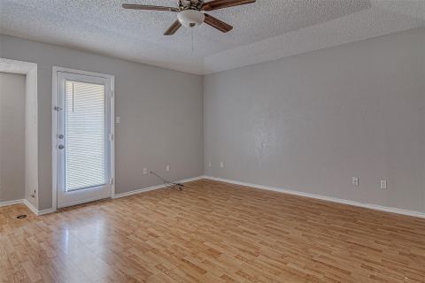 833 Springhill Drive, Burleson, TX 76028 — photo 3