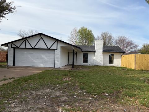 110 Gregory Drive, Heath