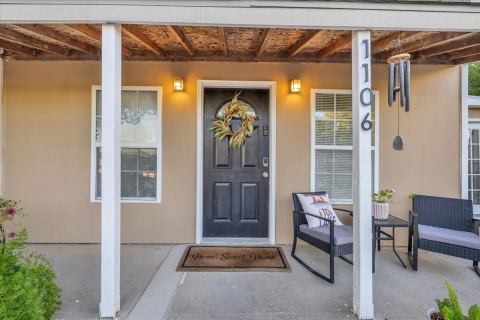 1106 Scenic Drive, Granbury, TX 76048 — photo 2