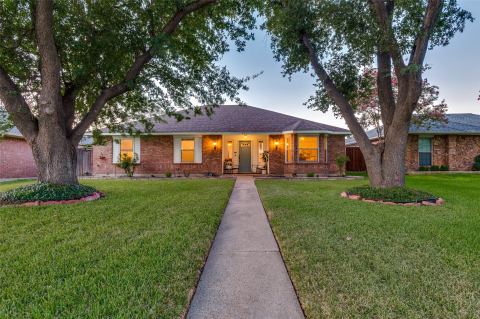 2021 Clearwater Trail, Carrollton