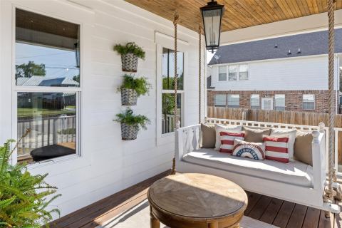 1109 E Oakdale Road, Irving