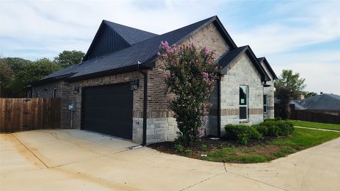 740 Arledge Street, Azle, TX 76020 — photo 2