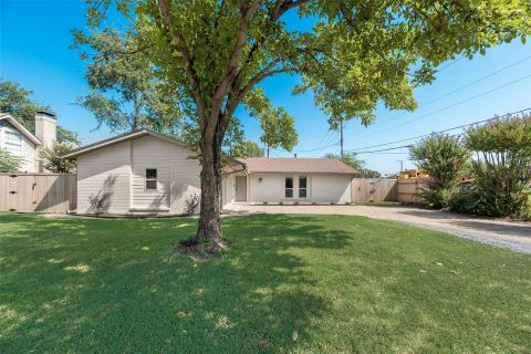 1101 Hadrian Court, Irving, TX 75062 — photo 3