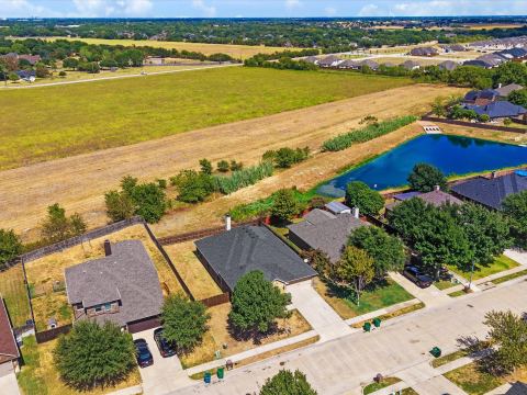 113 Holly Street, Waxahachie, TX 75165 — photo 3