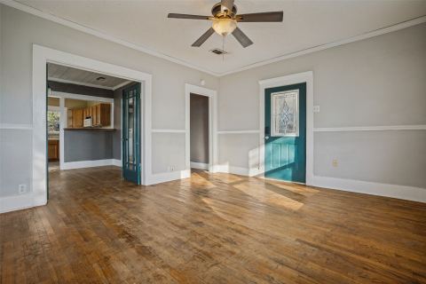 537 N 1st Street, Krum, TX 76249 — photo 3