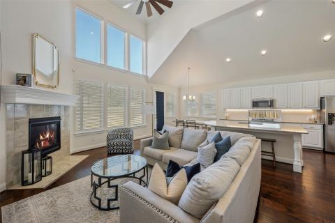 4000 Silk Vine Court, Fort Worth, TX 76262 — photo 2