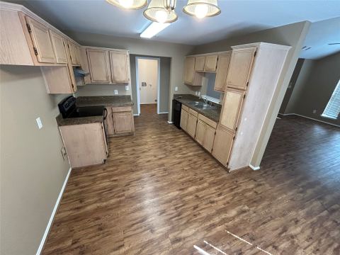 105 Sudbury Way, Arlington, TX 76018 — photo 3