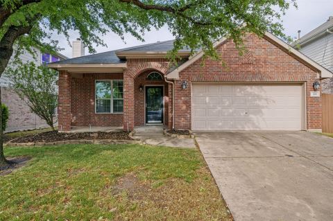 220 Parakeet Drive, Little Elm