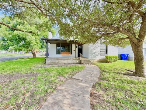 4500 Athens Avenue, Waco, TX 76710 — photo 3