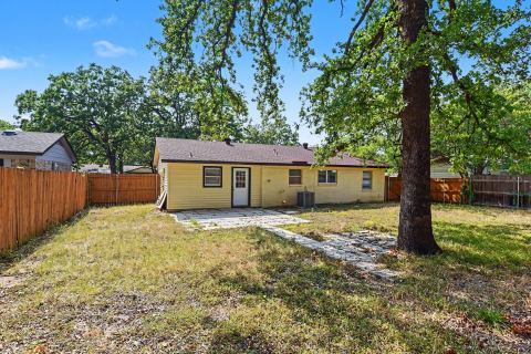 3104 Forestdale Lane, Balch Springs, TX 75180 — photo 3