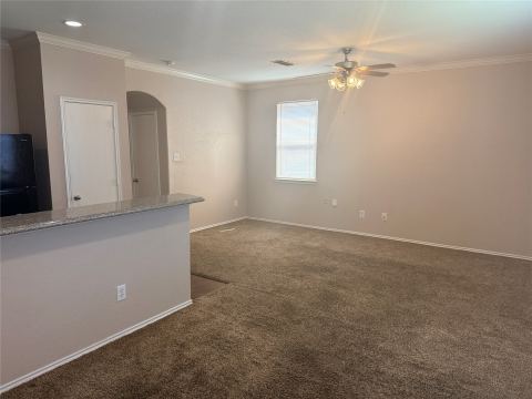 2318 Aldergate Drive, Arlington, TX 76012 — photo 2