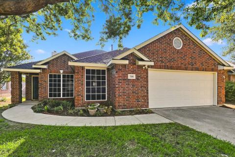 7202 Hillshire Lane, Sachse, TX 75048 — photo 2