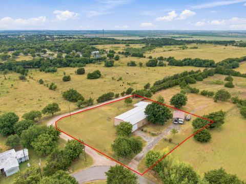 5821 Waterworks Road, Midlothian, TX 76065 — photo 2