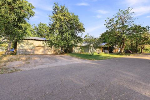 1706 Morse Street, Commerce, TX 75428 — photo 3