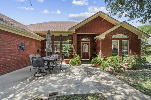 10127 Cougar Ridge Parkway, Waco, TX 76708 — photo 3