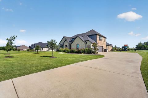 4227 Waterstone Estates Drive, McKinney, TX 75071 — photo 2