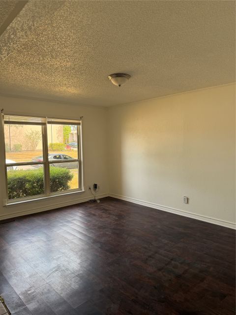 536 Valley Park Drive, Garland, TX 75043 — photo 3