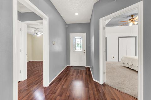 4509 Club Estate Place, Mesquite, TX 75150 — photo 2