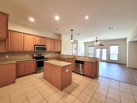 4805 Prairie Aster Drive, Garland, TX 75043 — photo 3