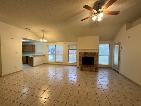 12216 Rolling Ridge Drive, Fort Worth, TX 76028 — photo 2