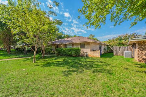 1517 Meadow Court, Midlothian, TX 76065 — photo 3