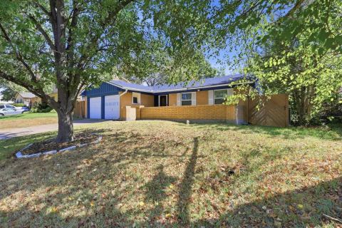 814 S Hyde Park Avenue, Denison, TX 75020 — photo 3