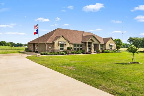 331 Mcclendon Road, Lavon, TX 75166 — photo 2
