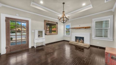 900 E Hubbard Street, Mineral Wells, TX 76067 — photo 3