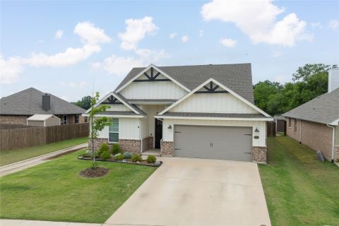 300 Bronco Drive, Pilot Point, TX 76258 — photo 3