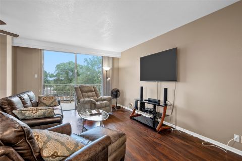 4924 Cobbs Drive 2A, Waco, TX 76710 — photo 2