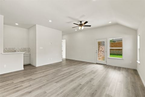 944 Alberta Spruce Road, Fort Worth, TX 76247 — photo 3