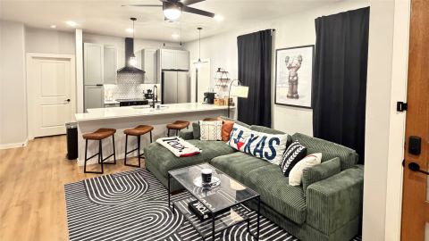 1654 Hudspeth Avenue, Dallas, TX 75216 — photo 3