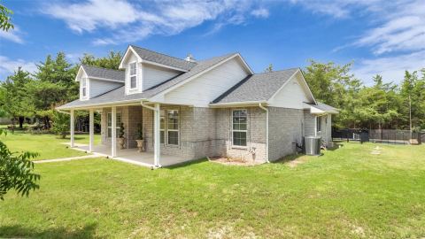 1011 Sister Grove Road, Van Alstyne, TX 75495 — photo 2