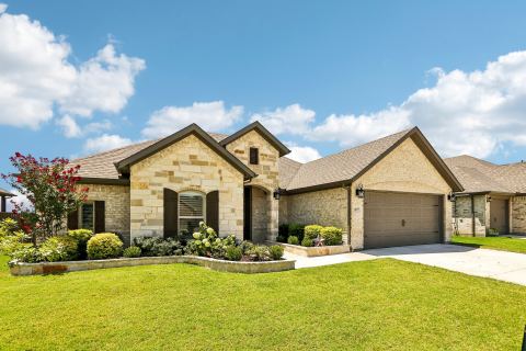 1077 Fleetwood Drive, Justin, TX 76247 — photo 3