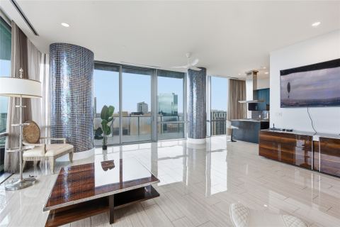 1301 Throckmorton Street 2301, Fort Worth, TX 76102 — photo 2