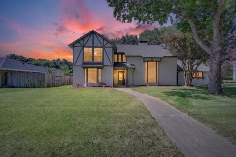 344 Woodbrook Drive, DeSoto