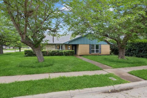 2524 Glen Lea Drive, Irving, TX 75062 — photo 3