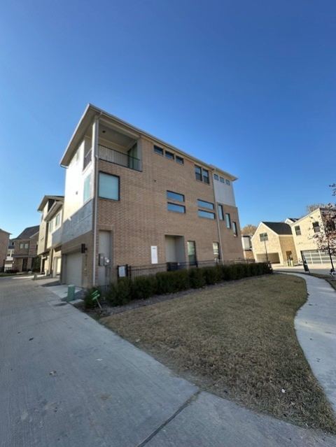 8215 Manoa Drive, Dallas, TX 75231 — photo 3