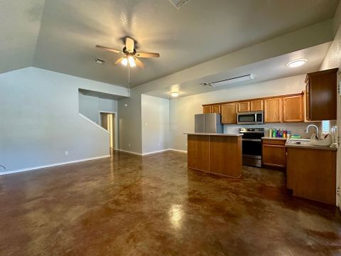 2018 S 8th Street A, Waco, TX 76706 — photo 2