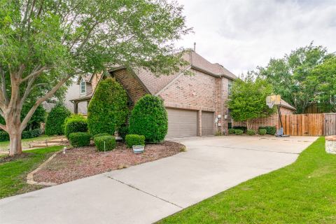 4261 Hunt Drive, Carrollton, TX 75010 — photo 2