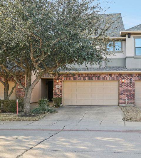 319 Phoebe, Allen