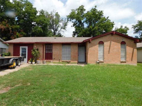 925 Shorecrest Drive, Garland, TX 75040 — photo 2