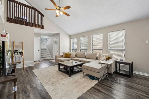 2108 Rose Cliff Lane, Carrollton, TX 75007 — photo 3