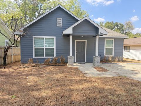 713 N Wood Street, Denton, TX 76209 — photo 2