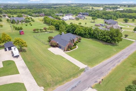 146 Derby Drive, Van Alstyne, TX 75495 — photo 3