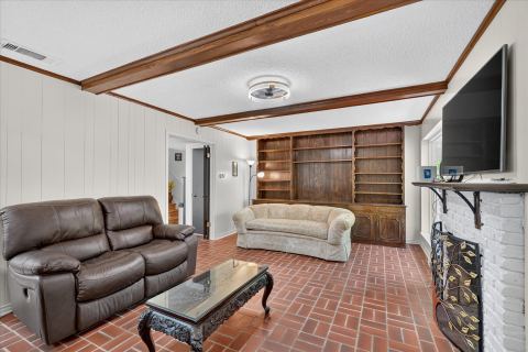 9584 Ash Creek Drive, Dallas, TX 75228 — photo 3