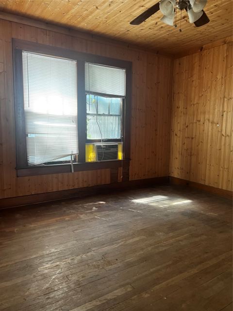 1011 W Walker Street, Denison, TX 75020 — photo 2
