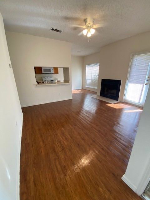 7126 Holly Hill Drive 105, Dallas, TX 75231 — photo 2