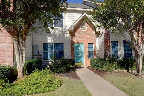 5816 Giddyup Lane, Fort Worth